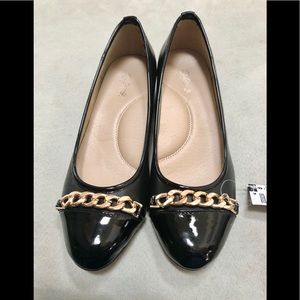 NWT black heels in size 8 by Jaclyn Smith